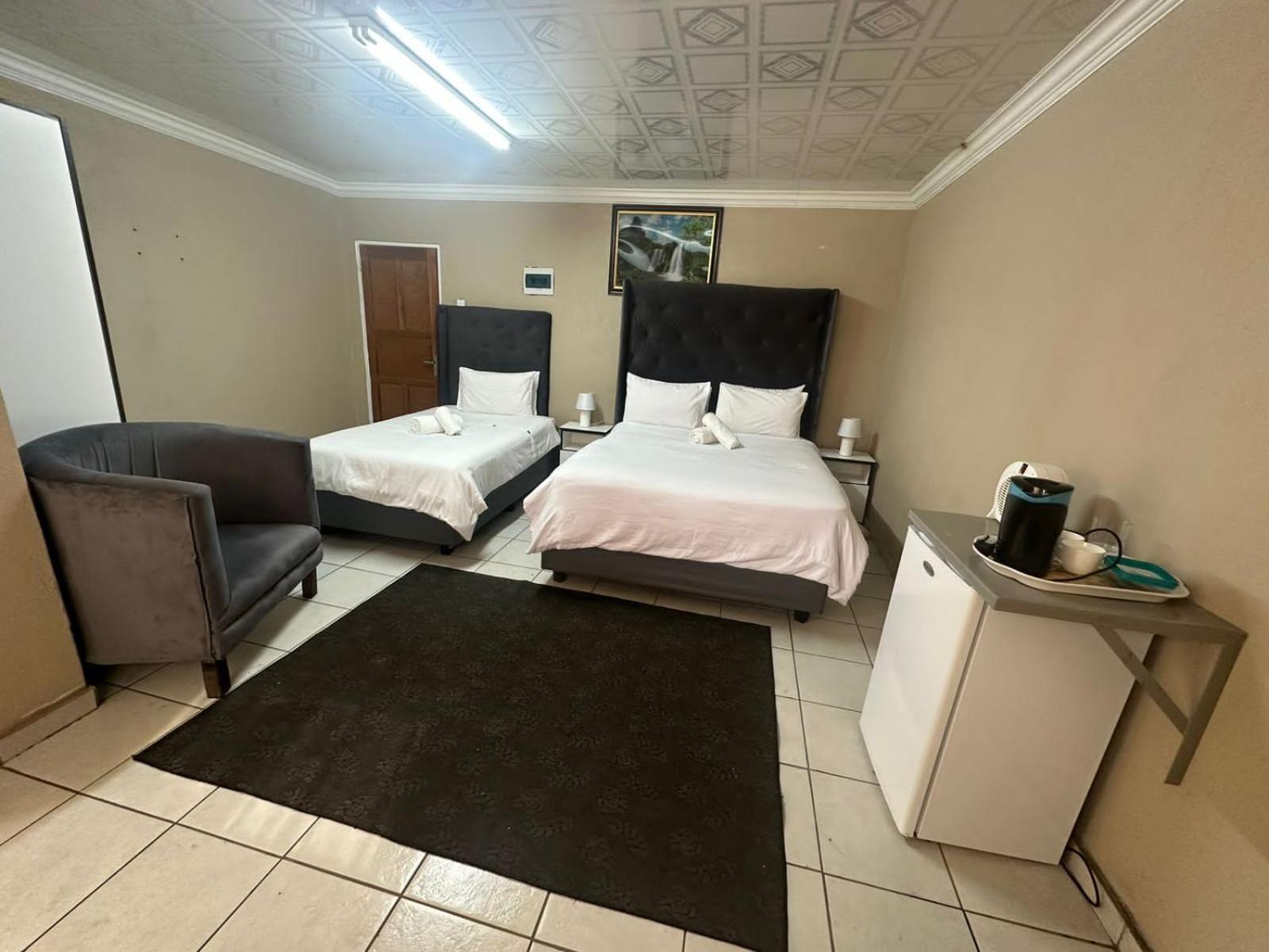 Super Classic Guest House Pretoria Exterior photo
